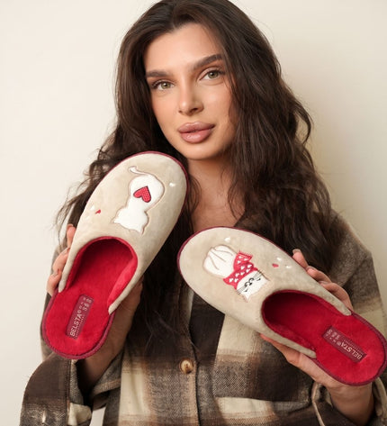 Collection image for: Women's Closed-Toe Slippers