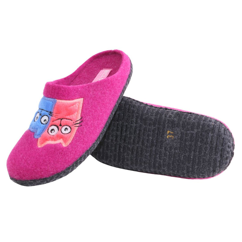 The Tomcat Felt Slippers by BELSTA — side view of the fuchsia felt upper and felt sole